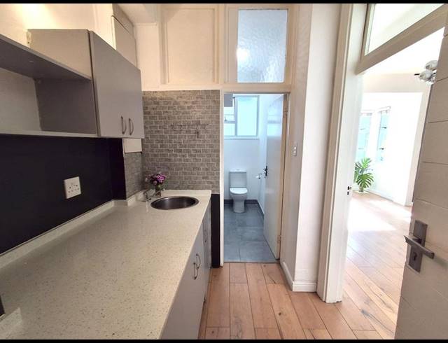 0 BEDROOM APARTMENT FOR SALE IN SEA POINT